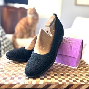 Skechers “Cleo” Women's Shoes